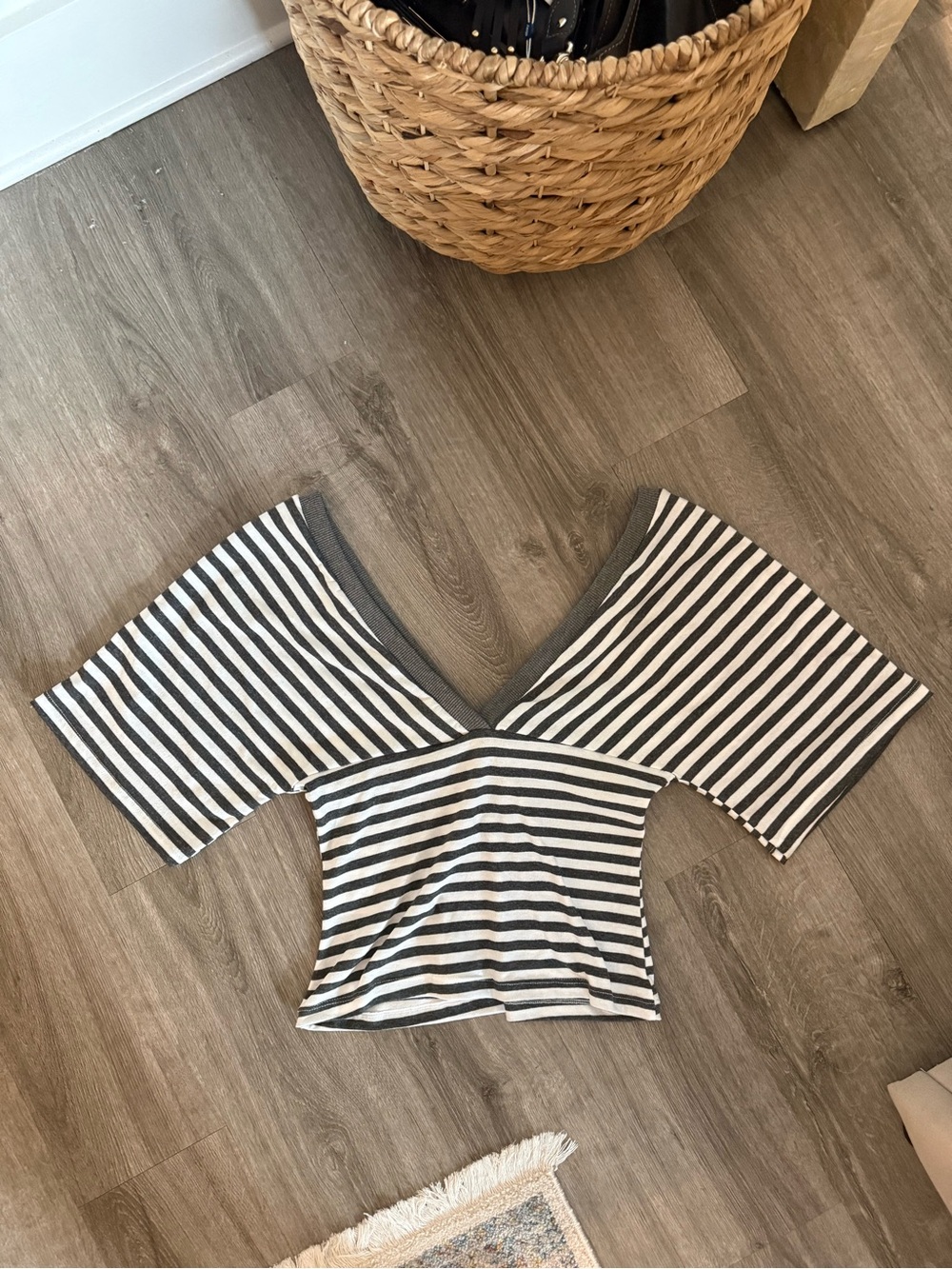 NWOT Design by Si Top